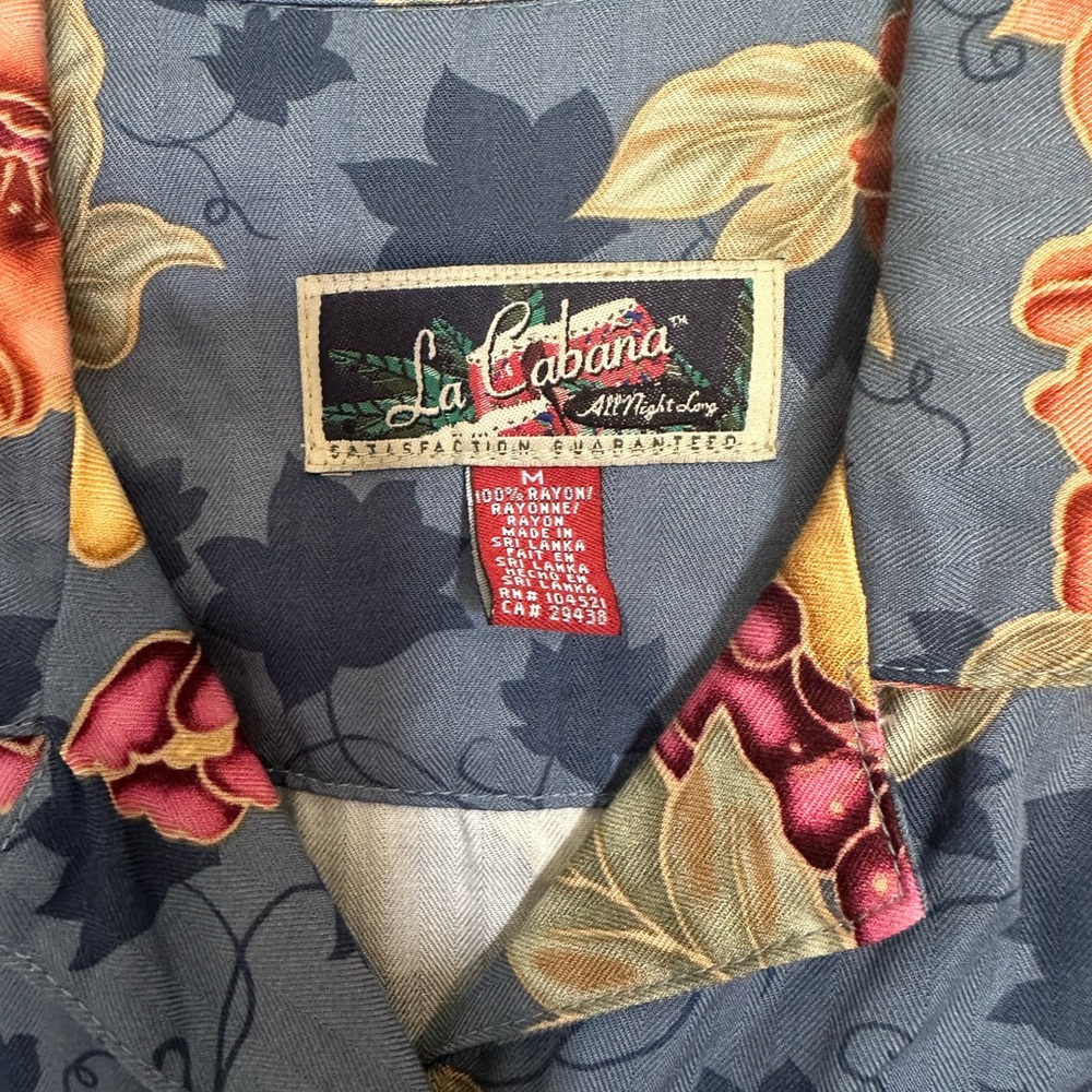 Short sleeve button down - Picture 3 of 3